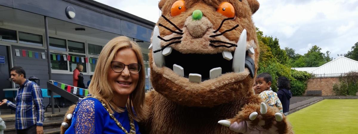 Lord Mayor of Belfast Cllr Christina Black met The Gruffalo at The Indian Big Lunch. He is on a grand tour this week popping in to say thank you to many of the people hosting The Big Lunch or who held The Big Jubilee Lunch this year. www.thebiglunch.com