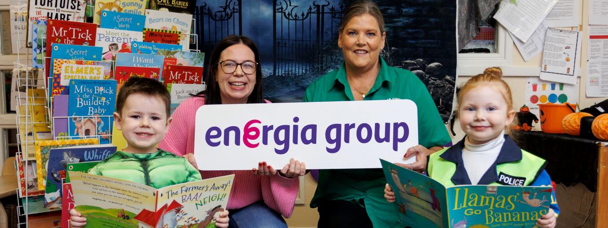 Pictured (L-R) is school pupil Emmet, Energia Group representative Louise Kennedy, Kenbann Community Pre School leader Karen Scollay and school pupil Rosie.