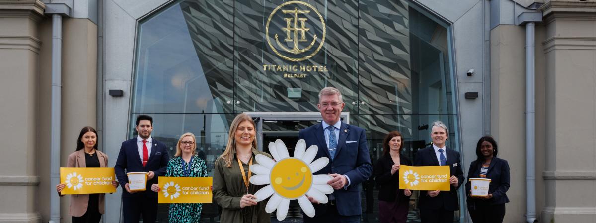 Lisa Hartle, Partnership and Philanthropy Executive at Cancer Fund for Children, and Adrian McNally, General Manager of Titanic Hotel Belfast, are joined by members of the hotel team to launch the hotel’s charity partnership with Cancer Fund for Children. www.titanichotelbelfast.com