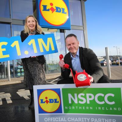 Lidl Northern Ireland has announced the extension of its charity partnership with NSPCC Northern Ireland for a third consecutive time, committing to a new fundraising target of over £1.1 million by 2024. Established in 2017, the strategic partnership has delivered funding of more than £700,000 for NSPCC Northern Ireland through a range of activities and initiatives driven by Lidl Northern Ireland staff members across its 41 stores and supported locally by Lidl’s valued customers. In the last year alone, Lid