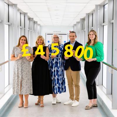 Record amount raised by A&O Shearman Belfast colleagues for Friends of the Cancer Centre. (L-R) Carol Stewart, Pauline Wylie and Simon Wagstaff from A&O Shearman Belfast, join Ana Wilkinson (centre) and Ciara Bainbridge (far right) from Friends of the Cancer Centre to celebrate the successful two-year partnership which raised £45,800 for the charity.  